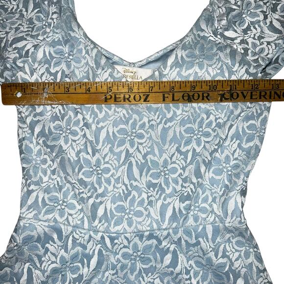 Disney Cinderella Lace Dress Baby Blue Floral Ruffle Flutter Sleeve Tulle Hem SM - Picture 7 of 9